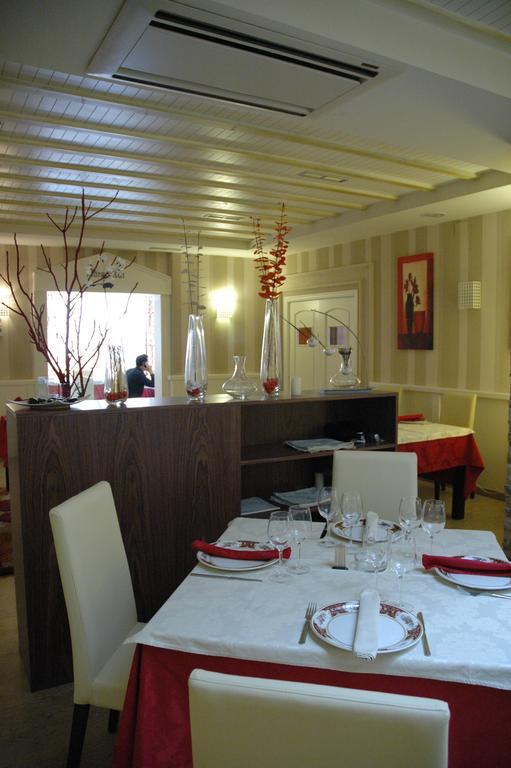 Hotel Ideal Villarrobledo Ngoại thất bức ảnh